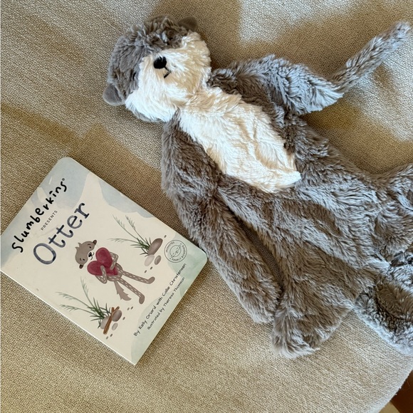 slumberkins Other - Slumberkins otter book & stuffed animal